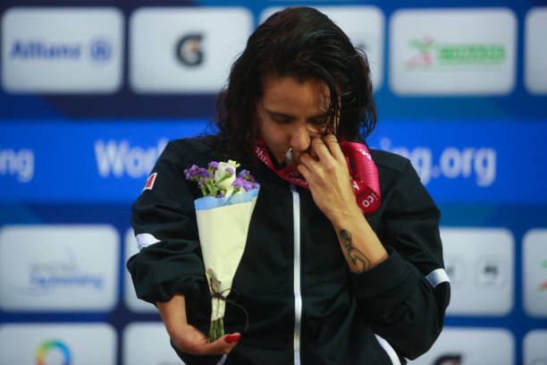 中考游泳評分標準對比：100米游泳與其他項目的異同