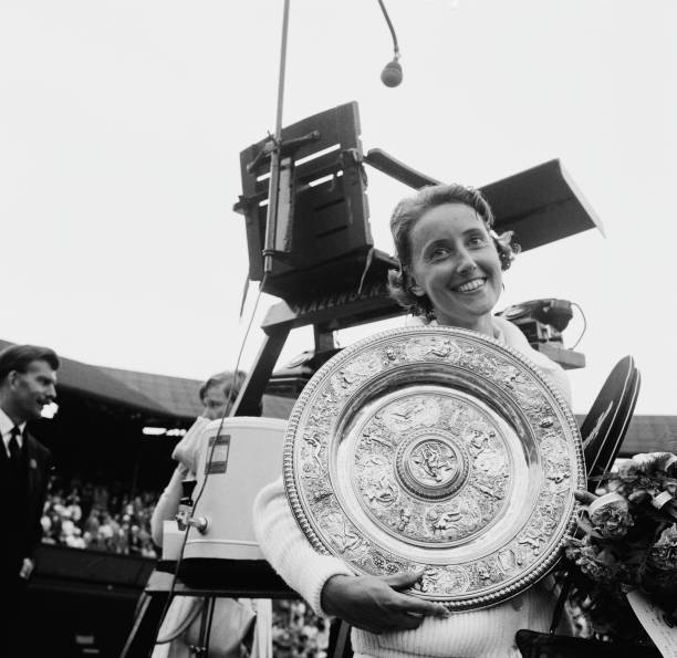 澳網(wǎng)精彩賽事，愛(ài)奇藝直播獨(dú)家呈現(xiàn)，免費(fèi)觀看！