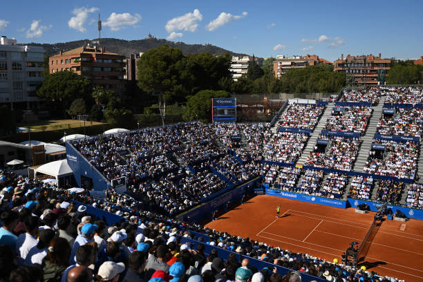 辛納網(wǎng)球拍磅數(shù)對擊球表現(xiàn)的影響分析