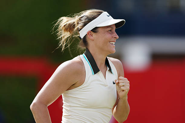 標(biāo)準(zhǔn)網(wǎng)球場地尺寸圖解：各區(qū)域功能與尺寸說明