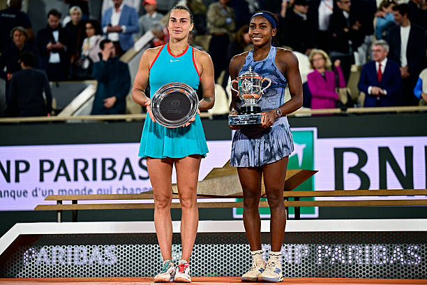 法網(wǎng)半決賽圖文直播：小威廉姆斯沖擊決賽，新浪全程直擊