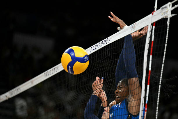 排球之夜！CCTV5今晚直播，中國隊(duì)能否再創(chuàng)輝煌？