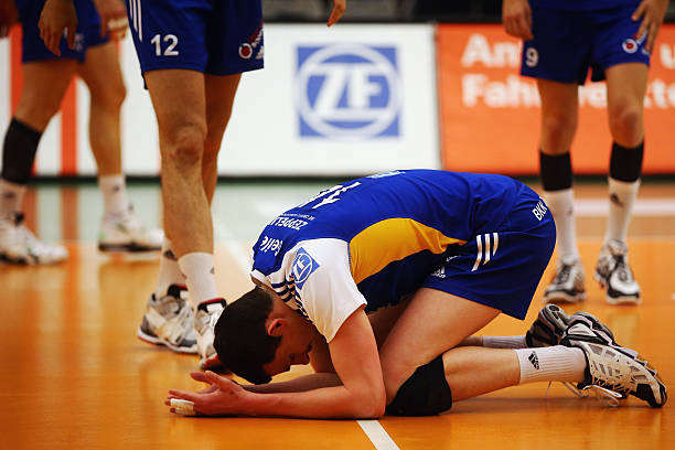 丁霞退役疑云：知乎網(wǎng)友深度解析其近期動(dòng)態(tài)