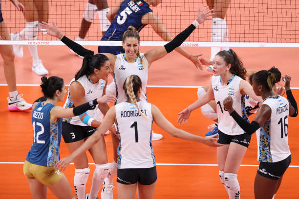 沙灘排球比賽程序：運(yùn)動(dòng)員行為規(guī)范與違規(guī)處理