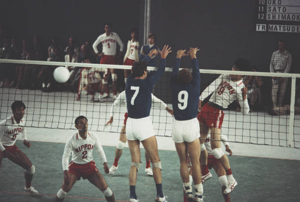 排球比賽每隊上場人數(shù)是多少？