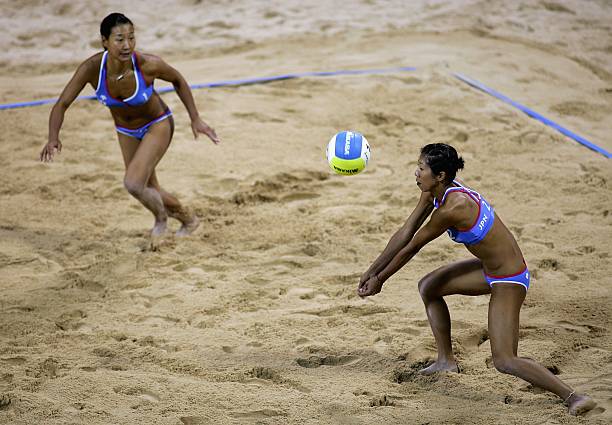 排球比賽場(chǎng)地示意圖：發(fā)球區(qū)與自由防守區(qū)