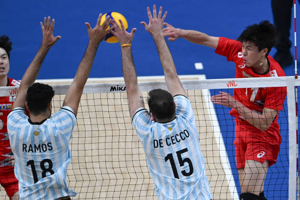 中考排球滿分攻略，從基礎(chǔ)到實(shí)戰(zhàn)全解析！