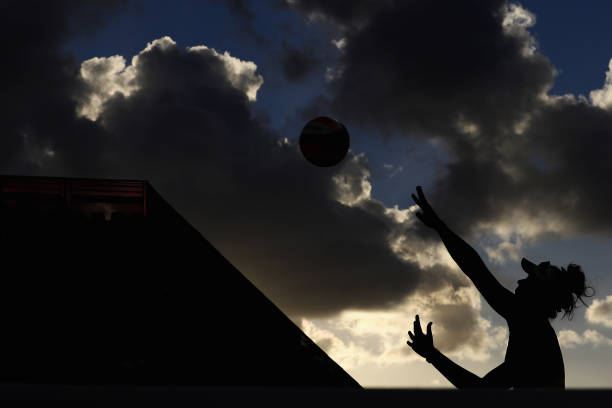 沙灘排球2人制與室內(nèi)排球6人制的戰(zhàn)術(shù)差異