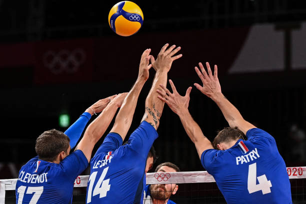 中考體育排球墊球及格數(shù)量是多少？