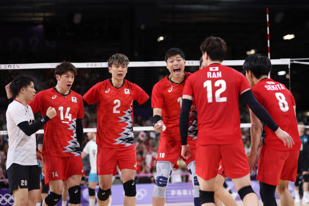 排球的發(fā)展歷程：從美國(guó)到全球