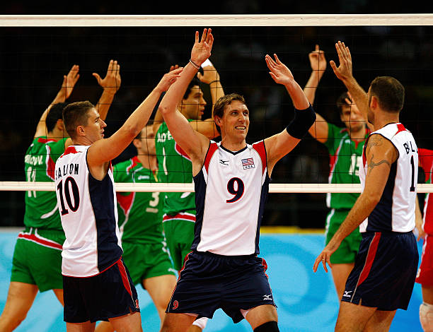 中考排球考試發(fā)球技術(shù)要求及常見錯(cuò)誤分析