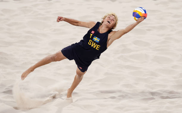 室內(nèi)排球場地長度與比賽規(guī)則的關(guān)系