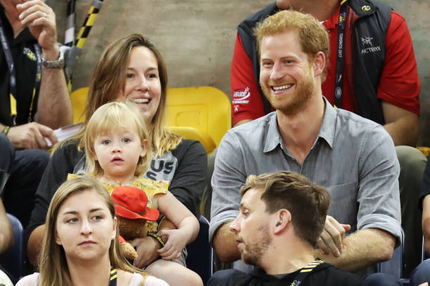 排球場地分區(qū)指南：了解每個(gè)區(qū)域的作用