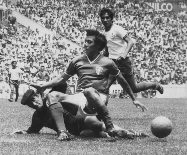 死亡之組焦點(diǎn)戰(zhàn)：葡萄牙 vs 烏拉圭，C羅與蘇亞雷斯的巔峰對(duì)決！