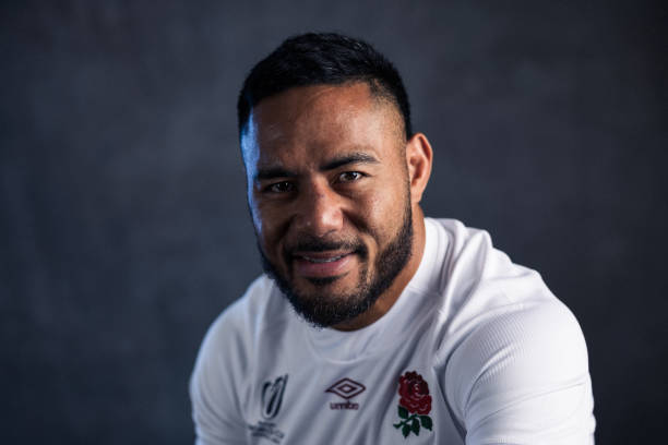 中國首次闖入世界杯決賽圈是在哪一年？